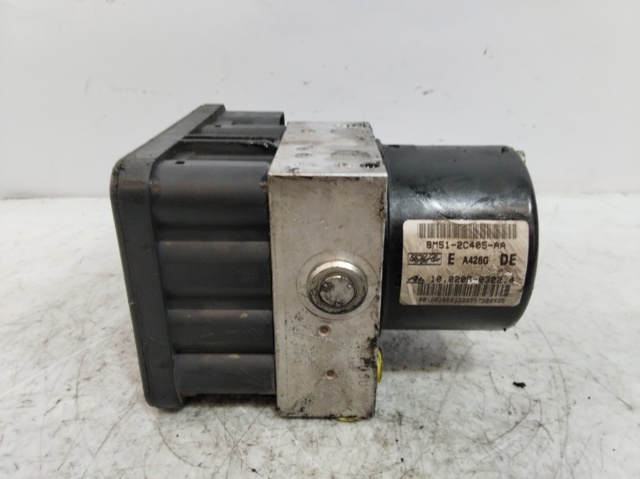 8M512C405AA Ford