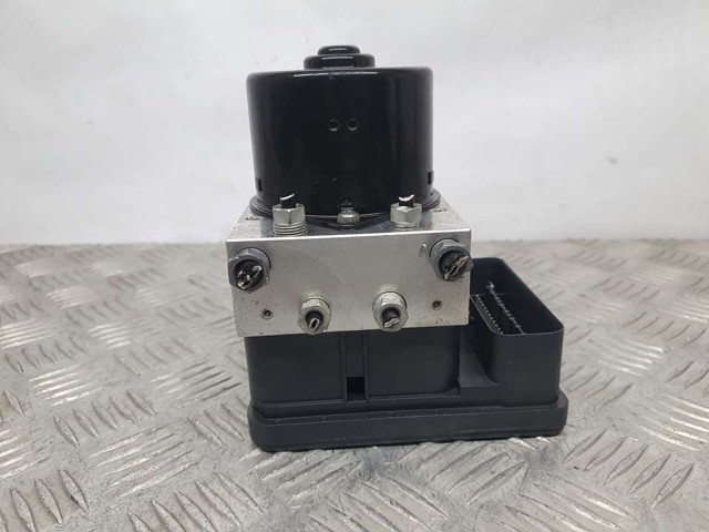 8M512C405CA Ford
