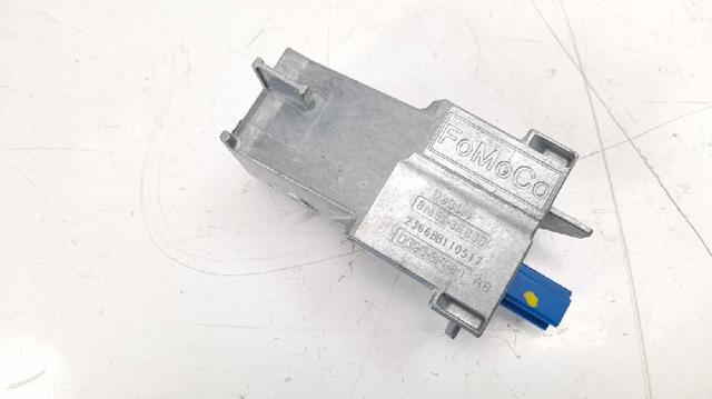 8M513F880 Ford