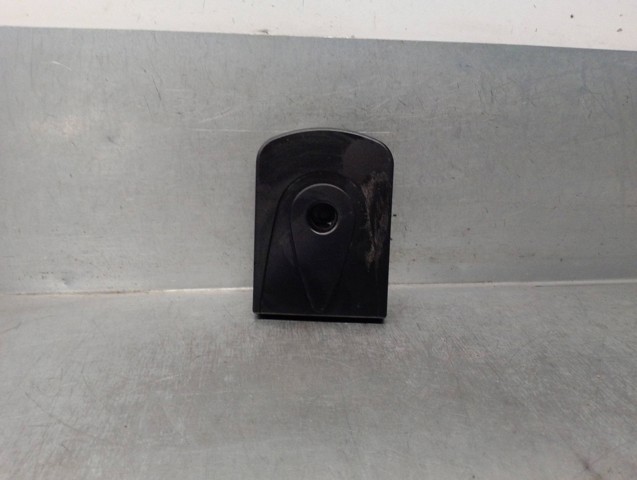 8M5T19C112 Ford