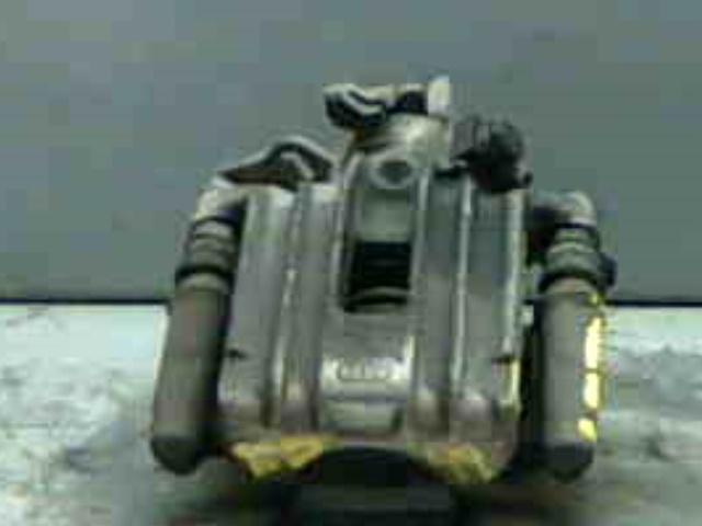 Suporte do freio traseiro direito 8N0615424C VAG