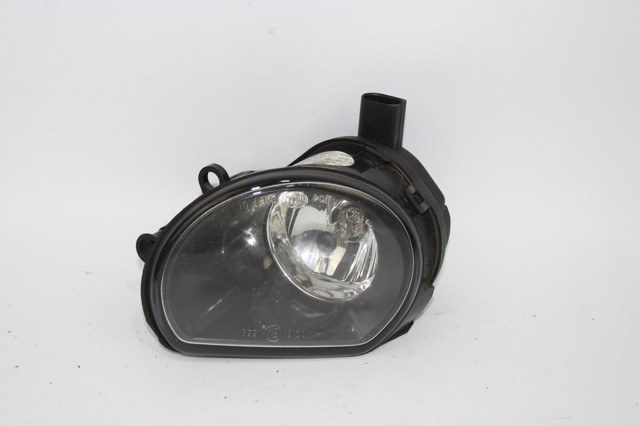 Luzes de nevoeiro direitas 8P0941700A VAG
