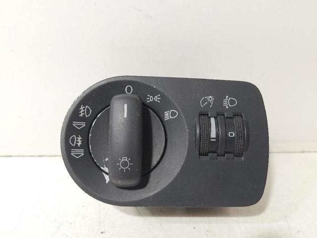 8P1941531Q VAG