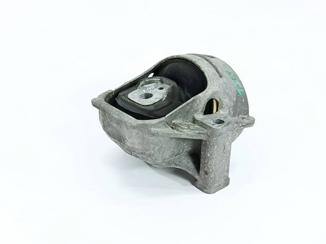 Coxim (suporte) direito de motor 8R0199381 VAG