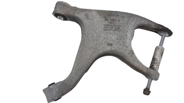 Braço oscilante inferior direito de suspensão traseira 8R0505312B VAG