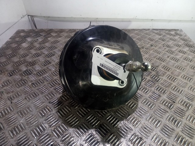 Reforçador dos freios a vácuo 8R0612103D VAG