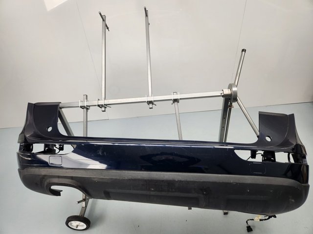Pára-choque traseiro 8R0807303 VAG