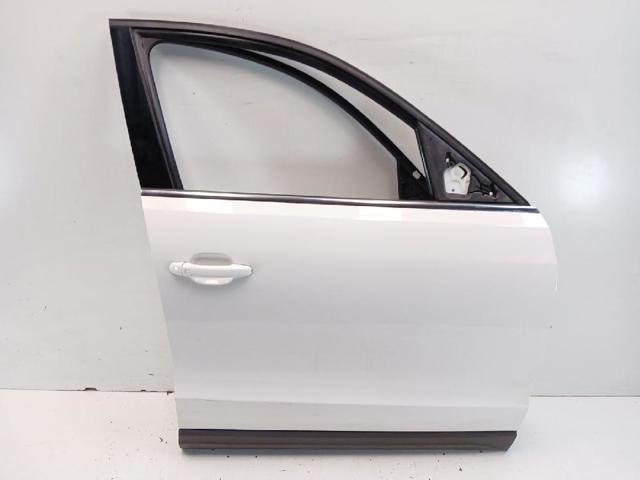 8R0831052E VAG