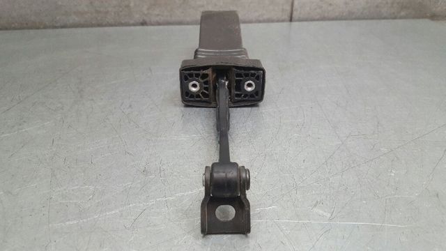 Limitador dianteiro de abertura de porta 8R0837249C VAG