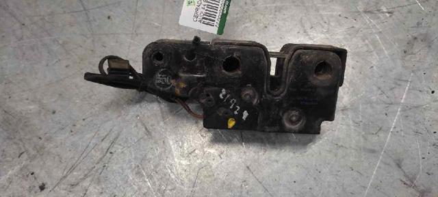 Fecho da capota 8T0823509 VAG