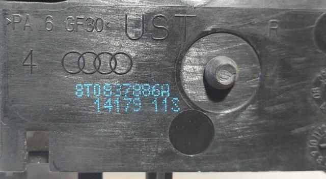 Suporte de maçaneta externa da porta traseira direita 8T0837886A VAG