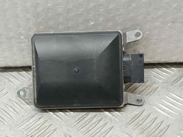 Radar de mudança de faixa 8T0907568B PORSCHE