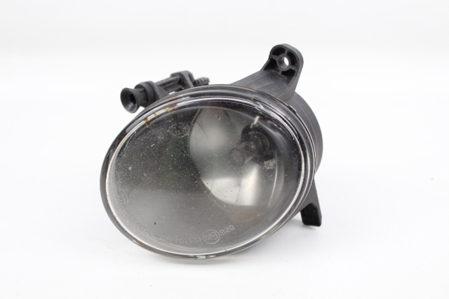 Luzes de nevoeiro direitas 8T0941700M VAG