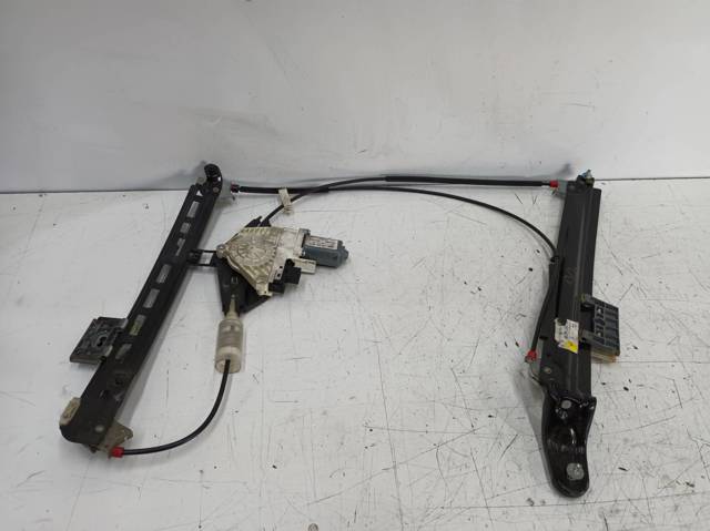 Motor de acionamento de vidro da porta dianteira direita 8T0959802A VAG