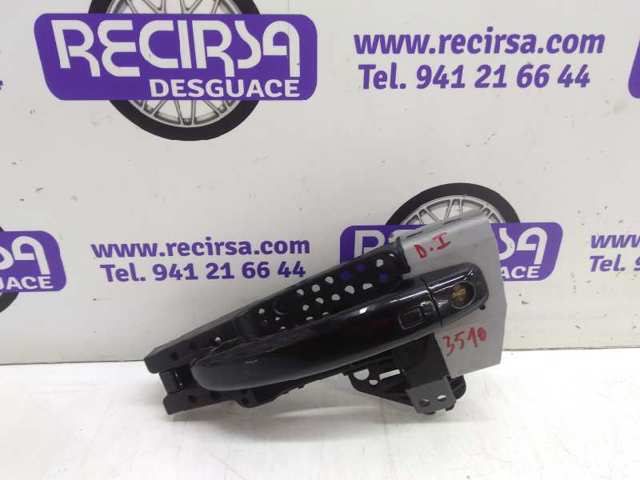 Suporte de maçaneta externa da porta dianteira esquerda 8T1837885B VAG