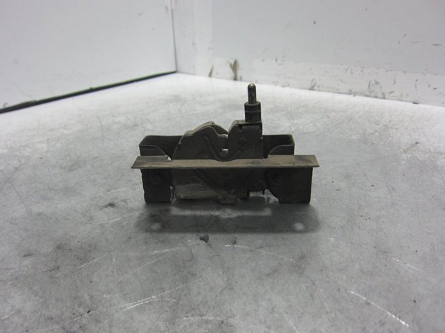 8T1A16700AA Ford