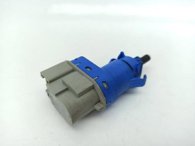 Sensor de ativação do sinal de parada 8T4T9G854AA FORD