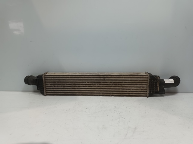 Radiador de intercooler 8U0145803B VAG