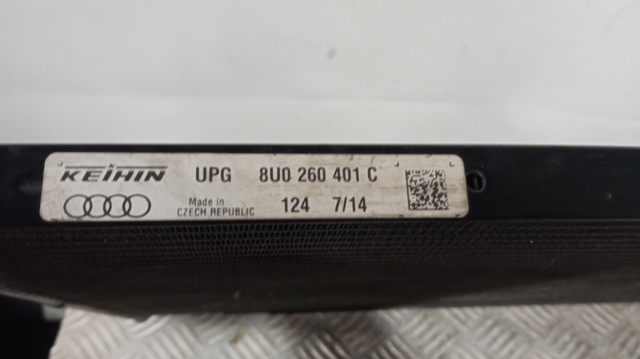 Radiador de aparelho de ar condicionado 8U0260401C VAG