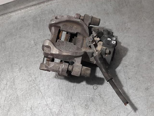8V0615424D VAG