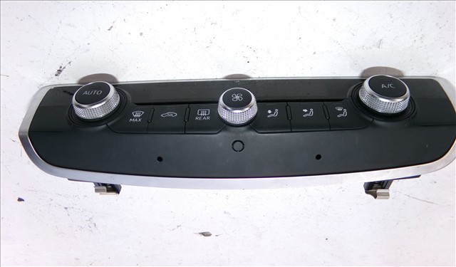 8V0820043C VAG