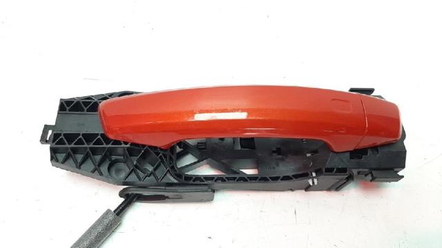 Maçaneta externa dianteira/traseira da porta esquerda 8V0837205AGRU VAG