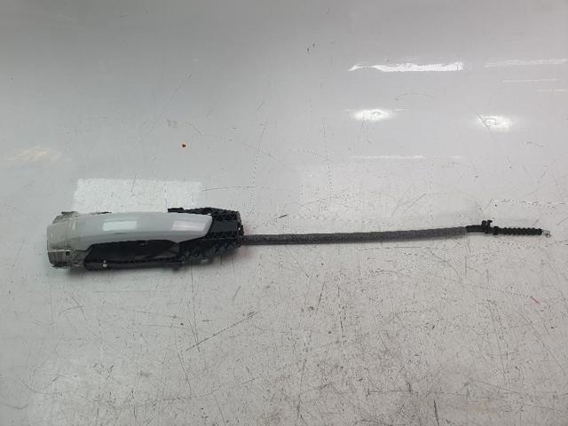 Maçaneta externa dianteira/traseira da porta direita 8V0837206A VAG