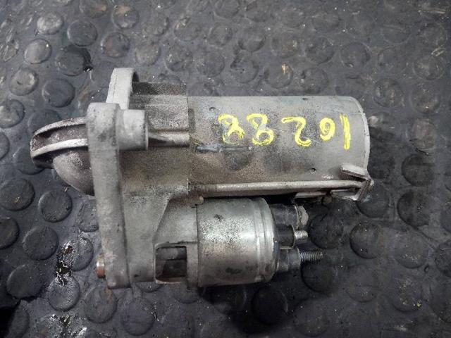 8V2111000AE Ford