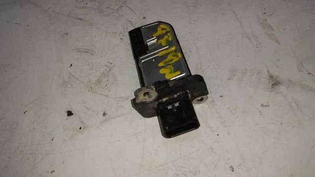 8V2112B579AA Ford
