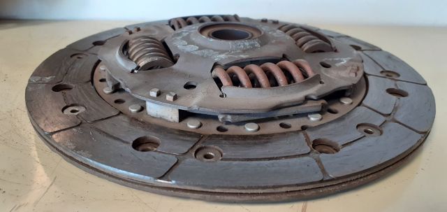 Cesta de embraiagem para Mazda 2 DE