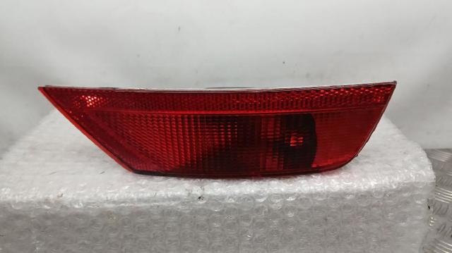 Lanterna de nevoeiro traseira direita 8V4115K272AB FORD