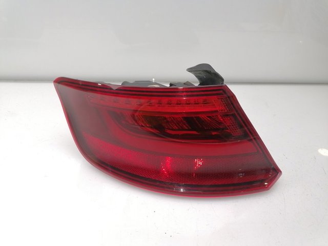 Lanterna traseira esquerda externa 8V4945095A VAG
