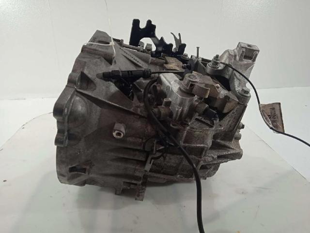 8V4R7002AE Ford