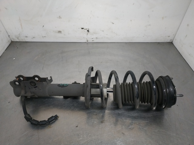 8V5118045CC Ford
