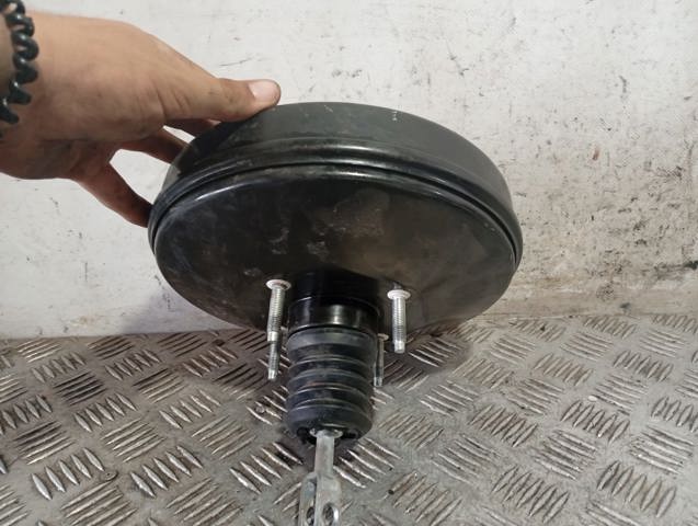 Reforçador dos freios a vácuo 8V512B195LE FORD