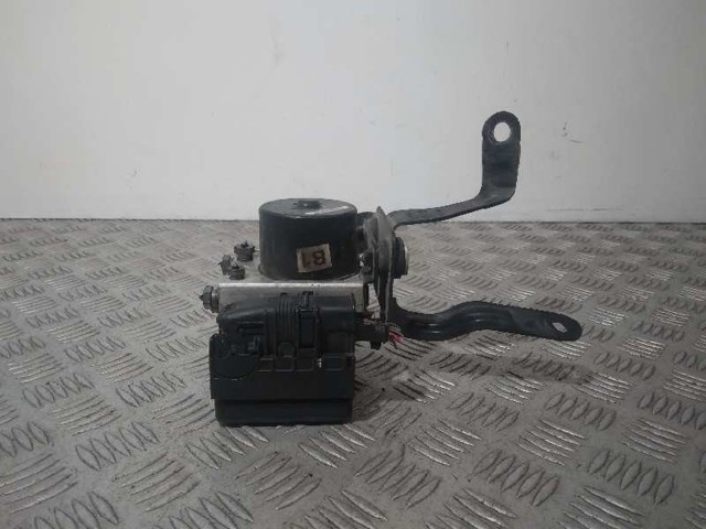 8V512M110AD Ford
