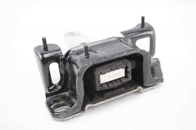 8V517M121AE Ford