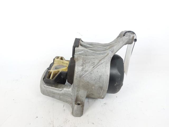 Coxim (suporte) esquerdo de motor 8W0199371CP VAG