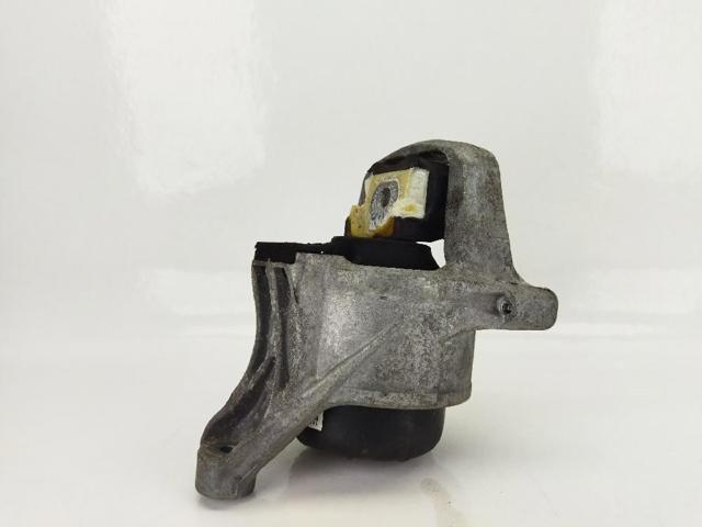 Coxim (suporte) direito de motor 8W0199372CD VAG