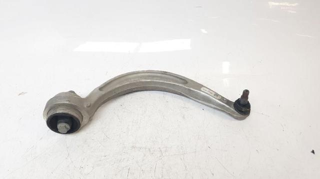 Braço oscilante inferior esquerdo de suspensão dianteira 8W0407695A VAG