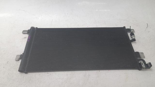 Radiador de aparelho de ar condicionado 8W0816421M VAG