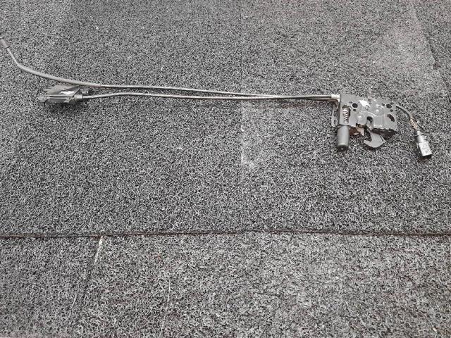 Fecho da capota 8W0823509C VAG