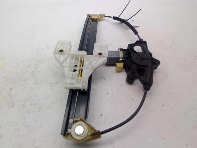 Motor de acionamento de vidro da porta traseira direita 8W0959812DE VAG