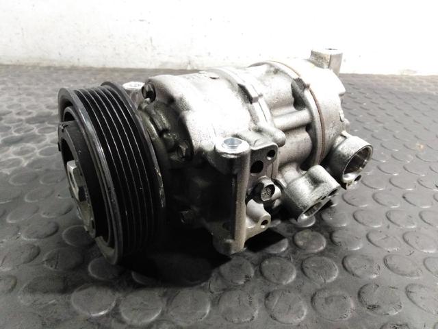Compressor de aparelho de ar condicionado 8W5816803 VAG