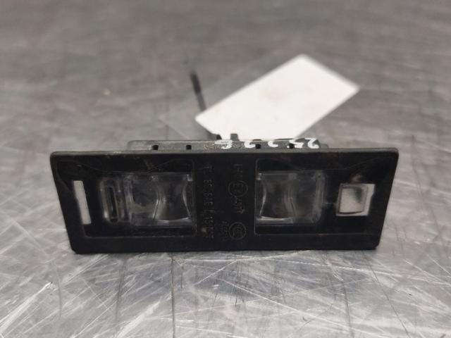 Lanterna da luz de fundo de matrícula traseira 8W6943021A VAG