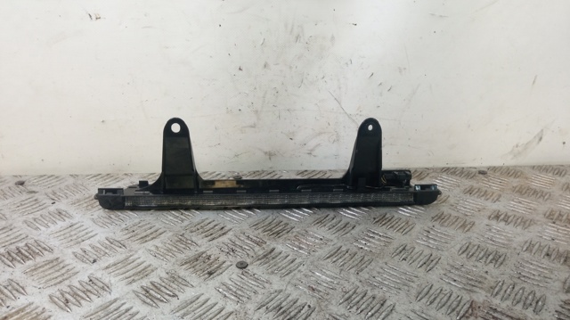 Sinal de parada traseiro adicional para Audi A2 8Z0