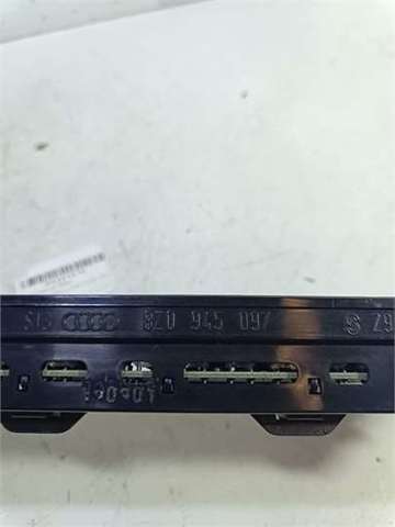 8Z0945097 VAG
