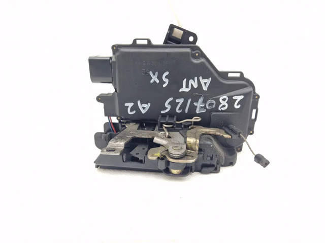 8Z1837015D VAG