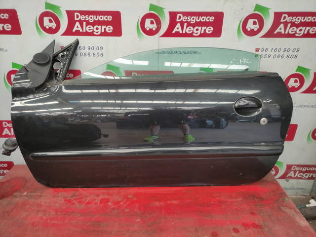 Porta dianteira esquerda para Peugeot 206 2D