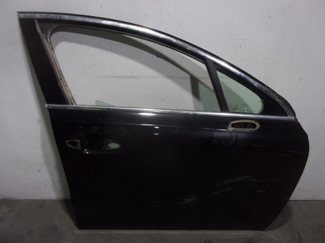 Porta dianteira direita 9004CZ PEUGEOT
